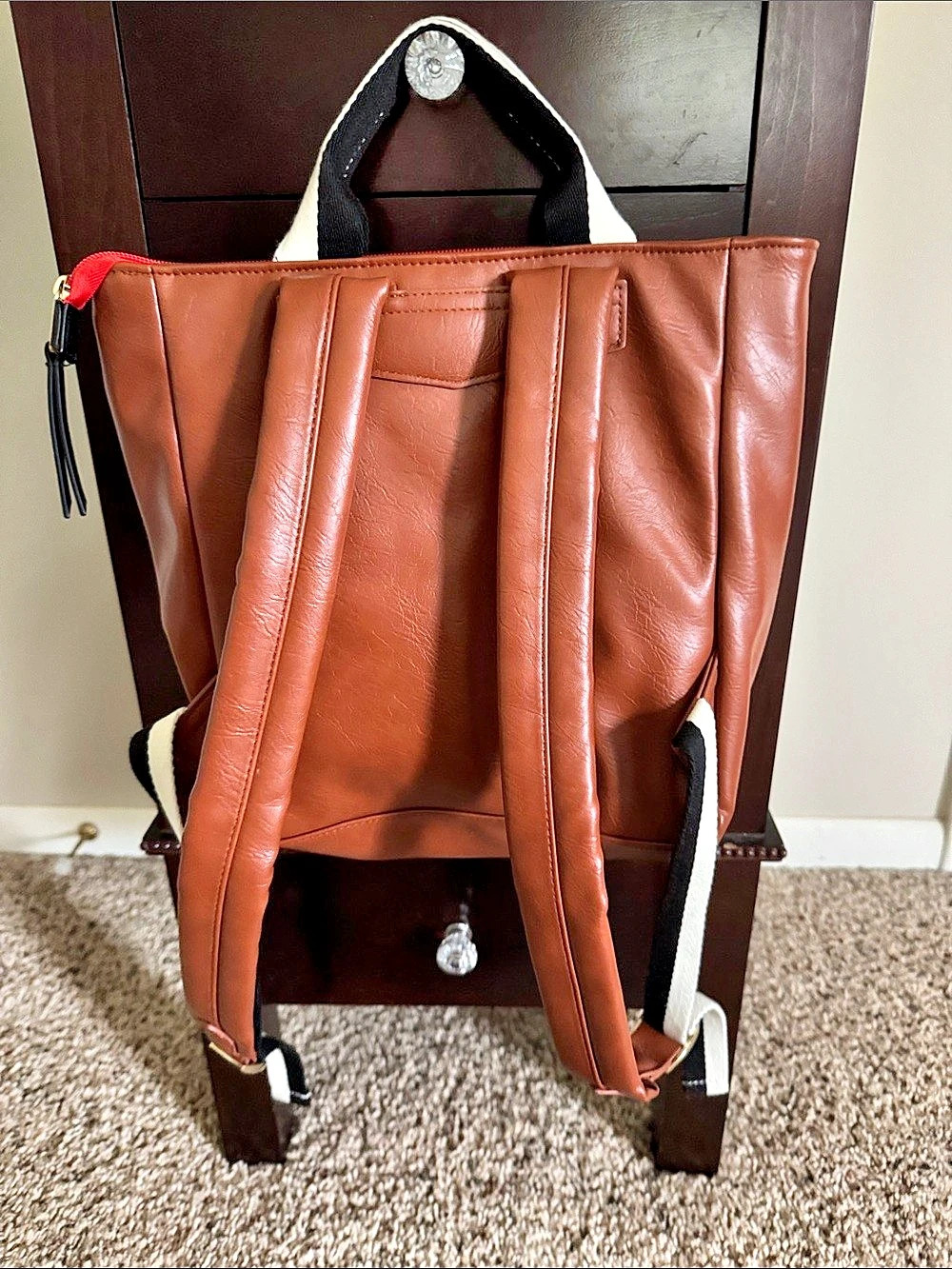 Universal Thread Backpack Like New - Picture 2 of 7